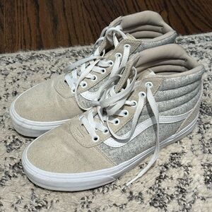 Vans Sneakers with White and Beige Accents